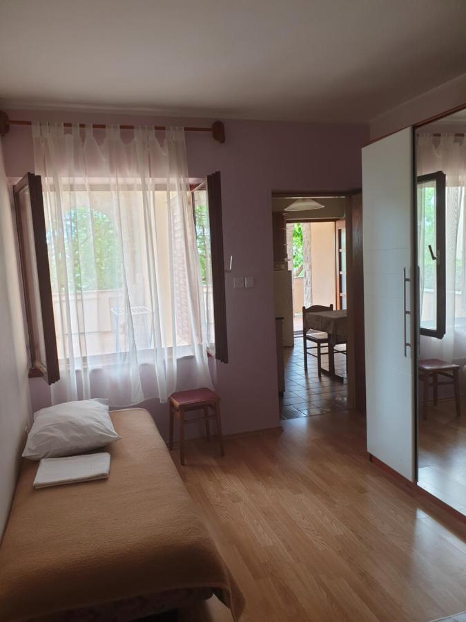Apartments Davorka Банёл Экстерьер фото